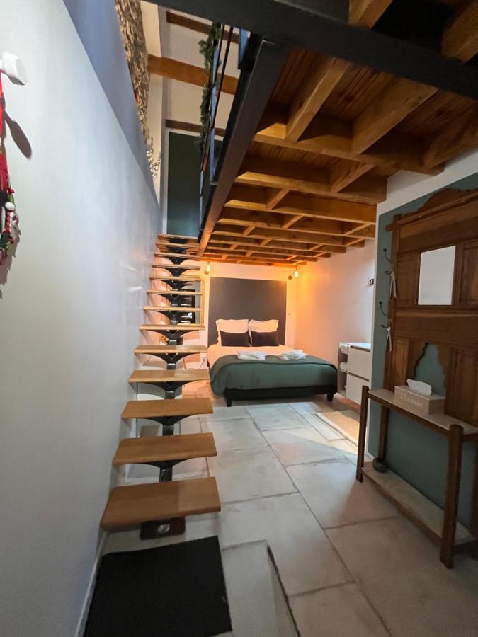 오빌레 Le Nid D'Isa B&B 외부 사진