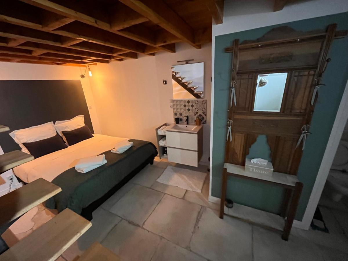오빌레 Le Nid D'Isa B&B 외부 사진